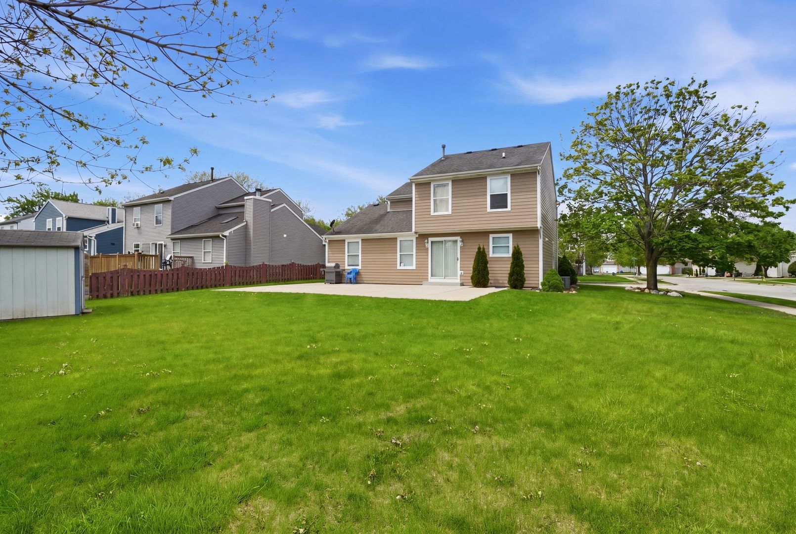 1745 N Frolic Avenue, Waukegan, IL 60085