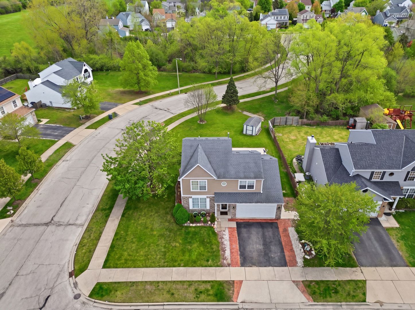 1745 N Frolic Avenue, Waukegan, IL 60085