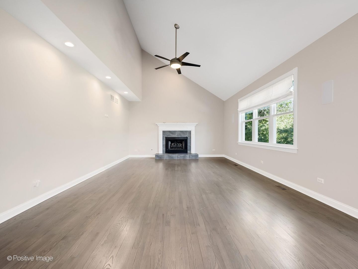 832 Bemis Road, Glen Ellyn, IL 60137