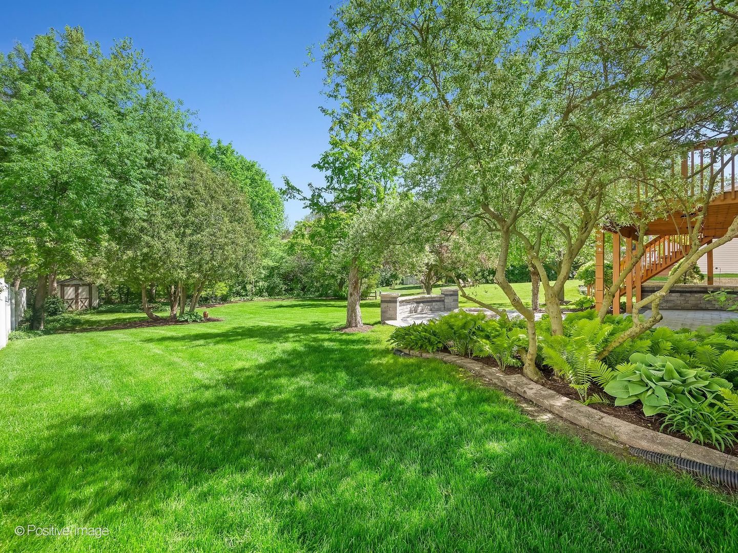 832 Bemis Road, Glen Ellyn, IL 60137