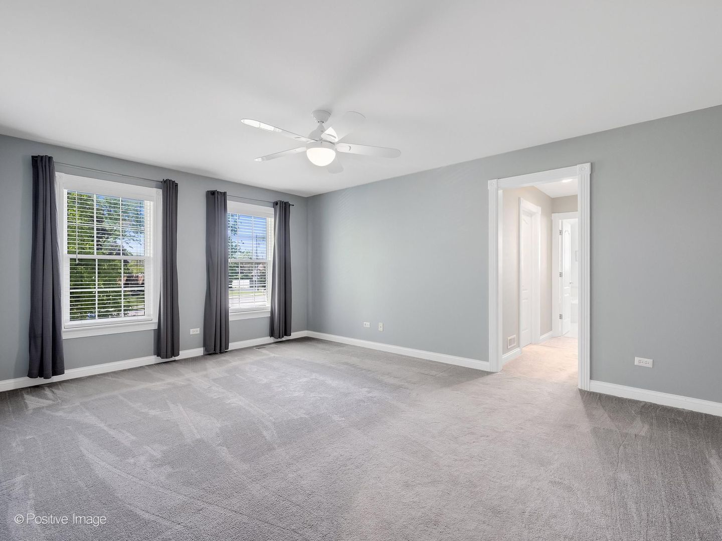 832 Bemis Road, Glen Ellyn, IL 60137
