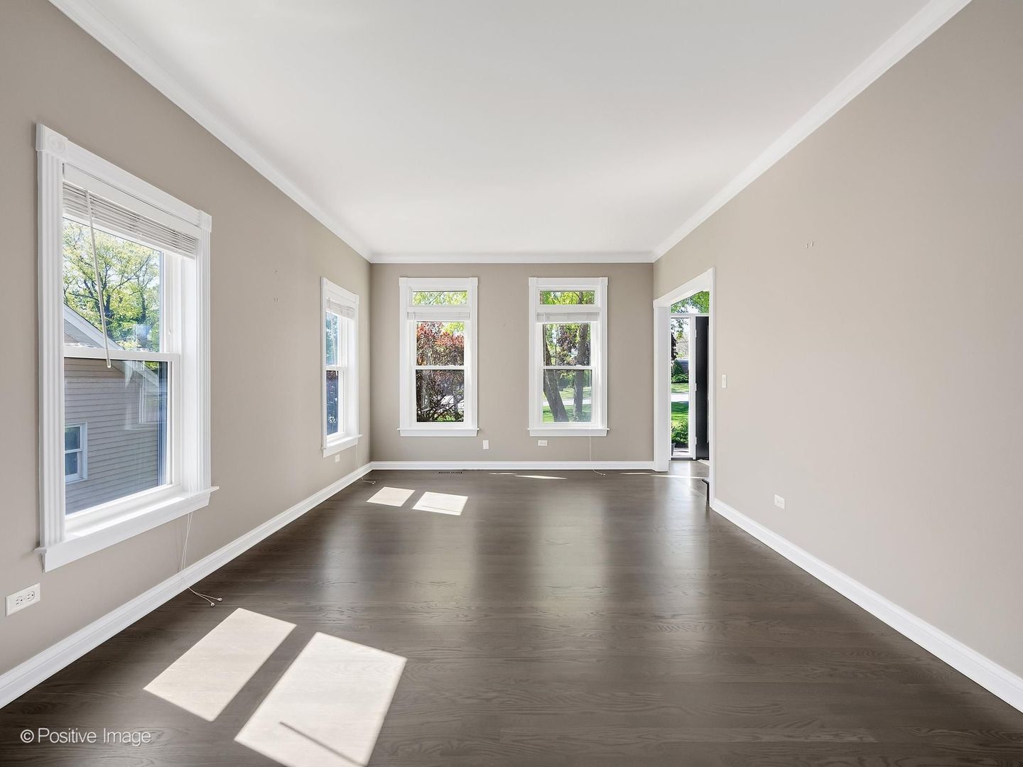 832 Bemis Road, Glen Ellyn, IL 60137