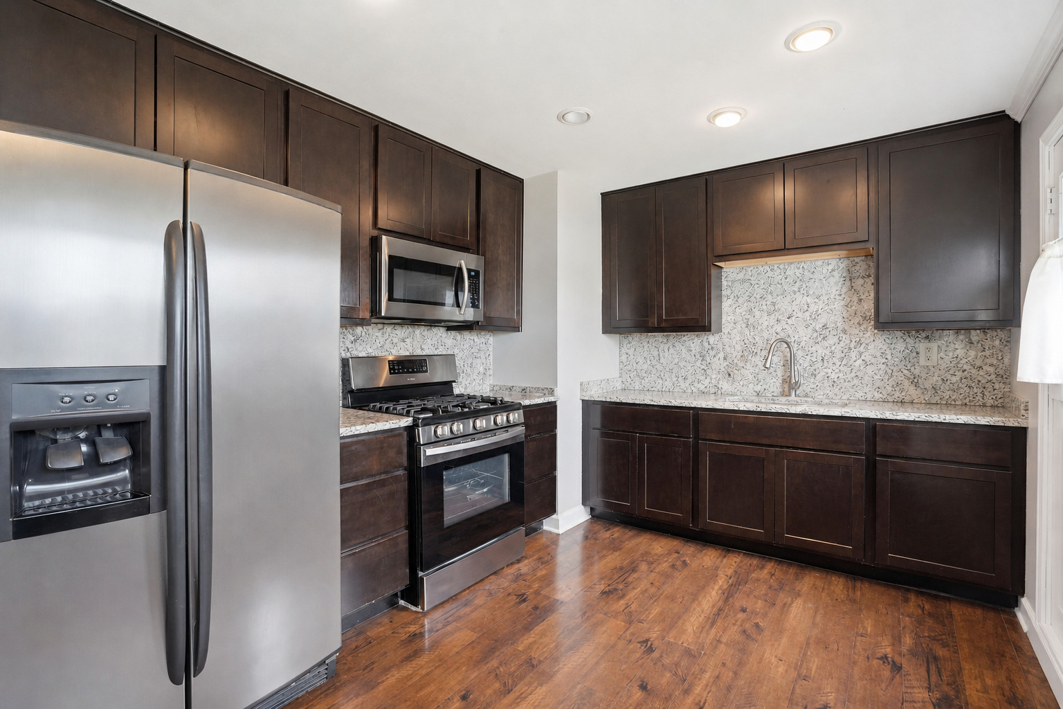 420 Healy Avenue, Romeoville, IL 60446