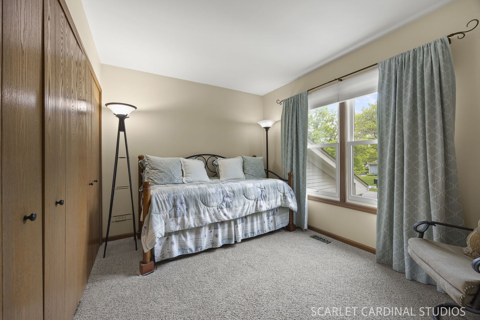 1310 Tennyson Lane, Naperville, IL 60540