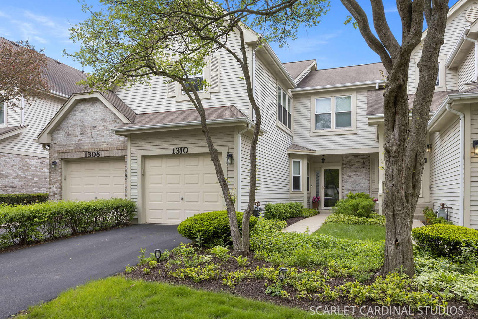 1310 Tennyson Lane, Naperville, IL 60540