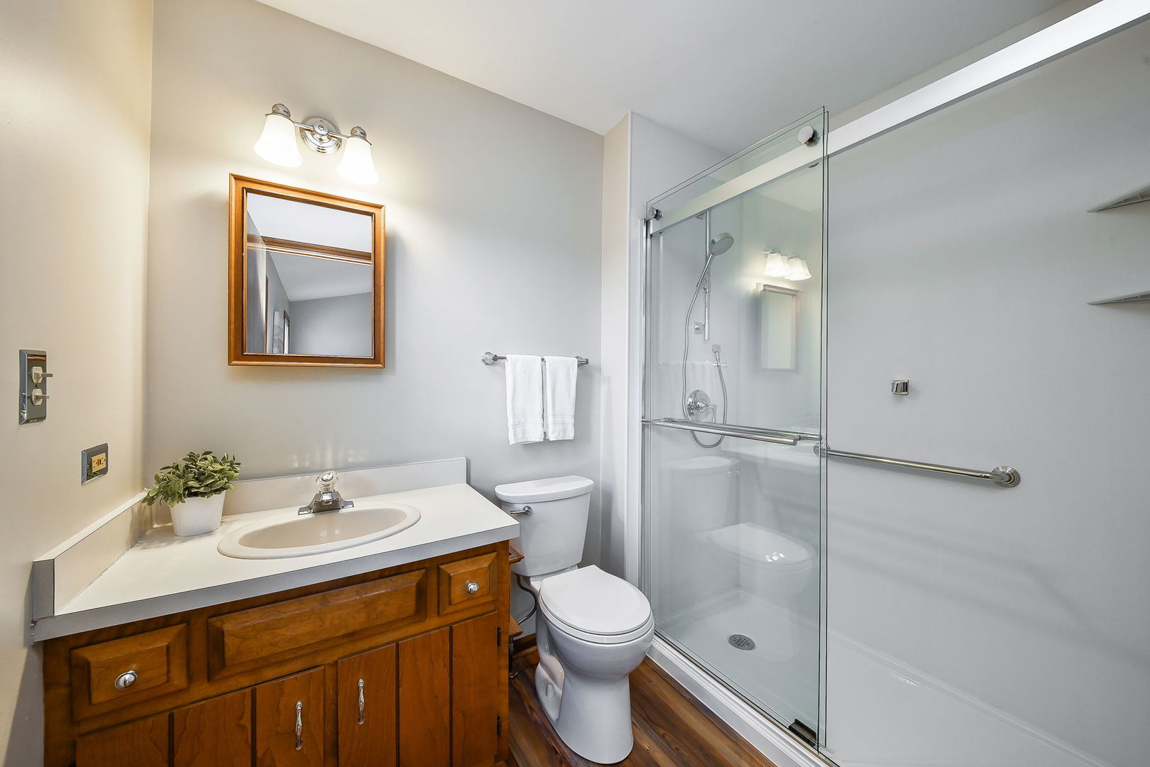 2264 Briarhill Drive, Naperville, IL 60565