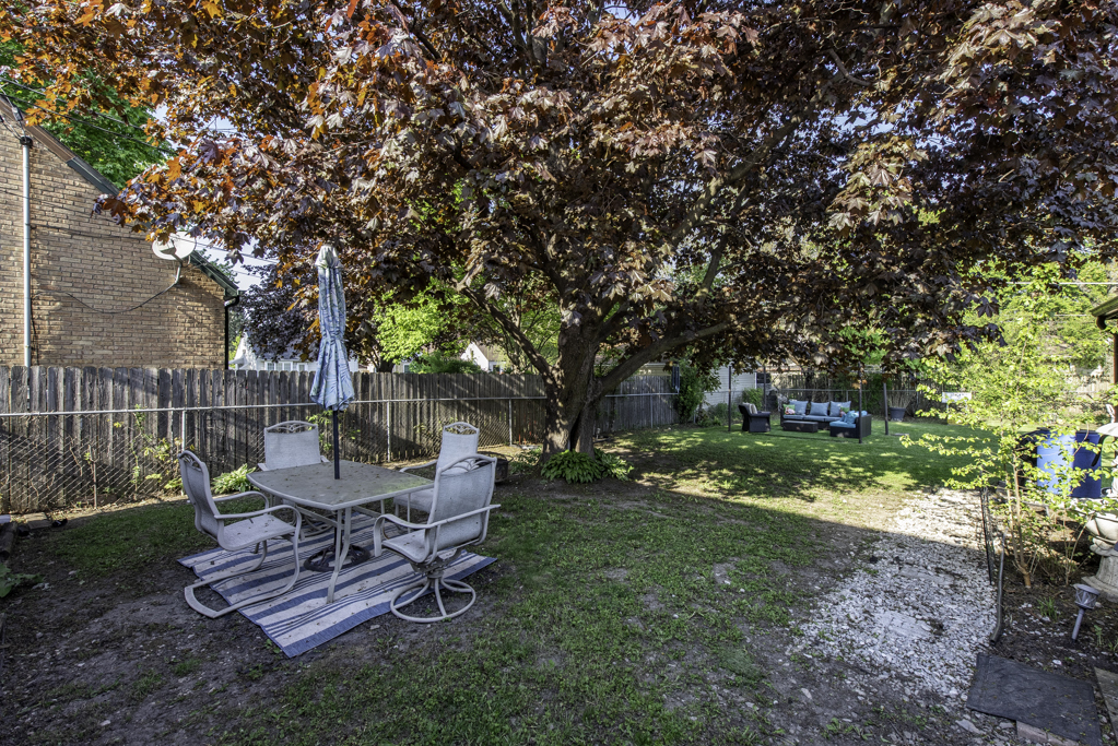 1111 N Berwick Boulevard, Waukegan, IL 60085