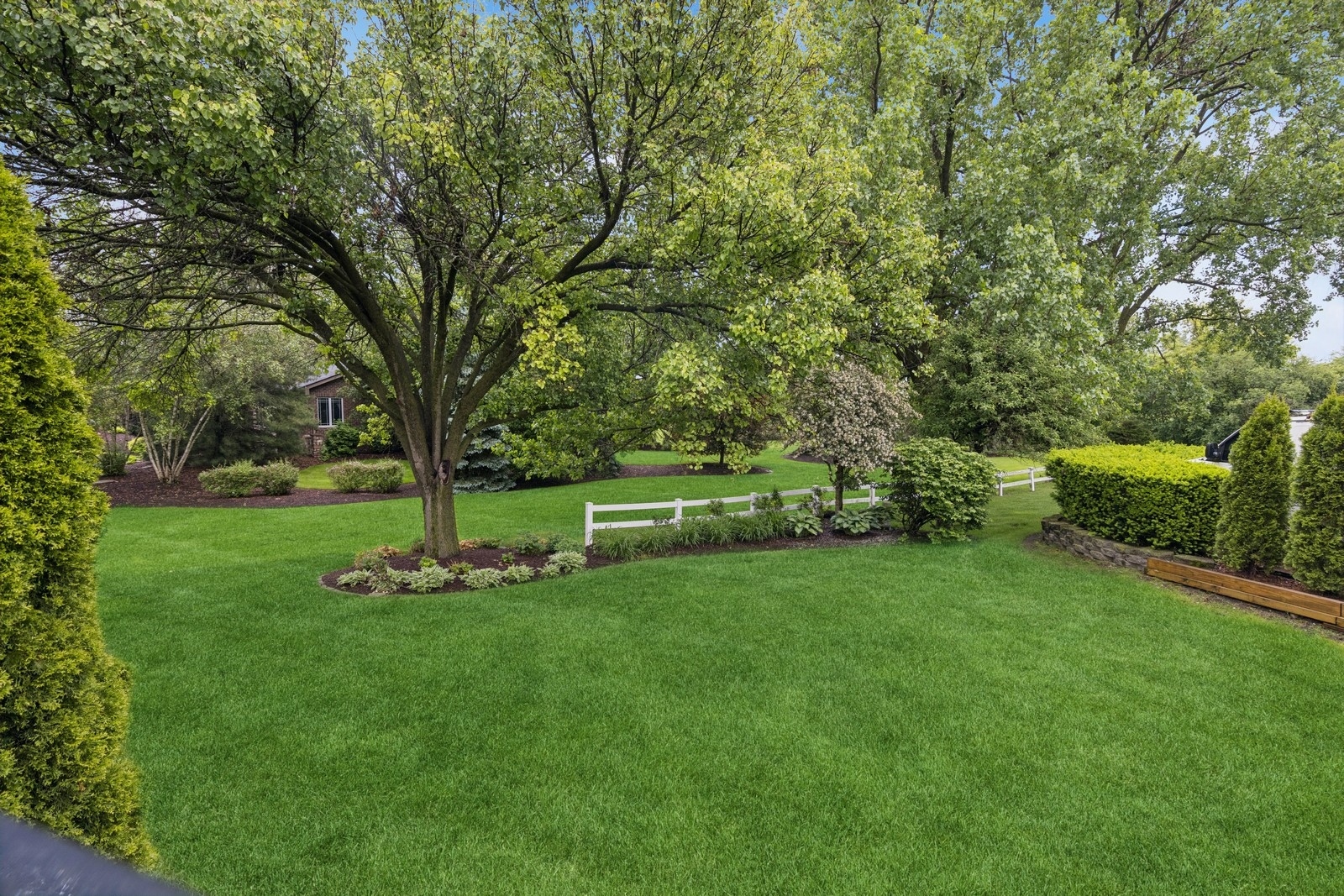 8401 Golfview Drive, Orland Park, IL 60462