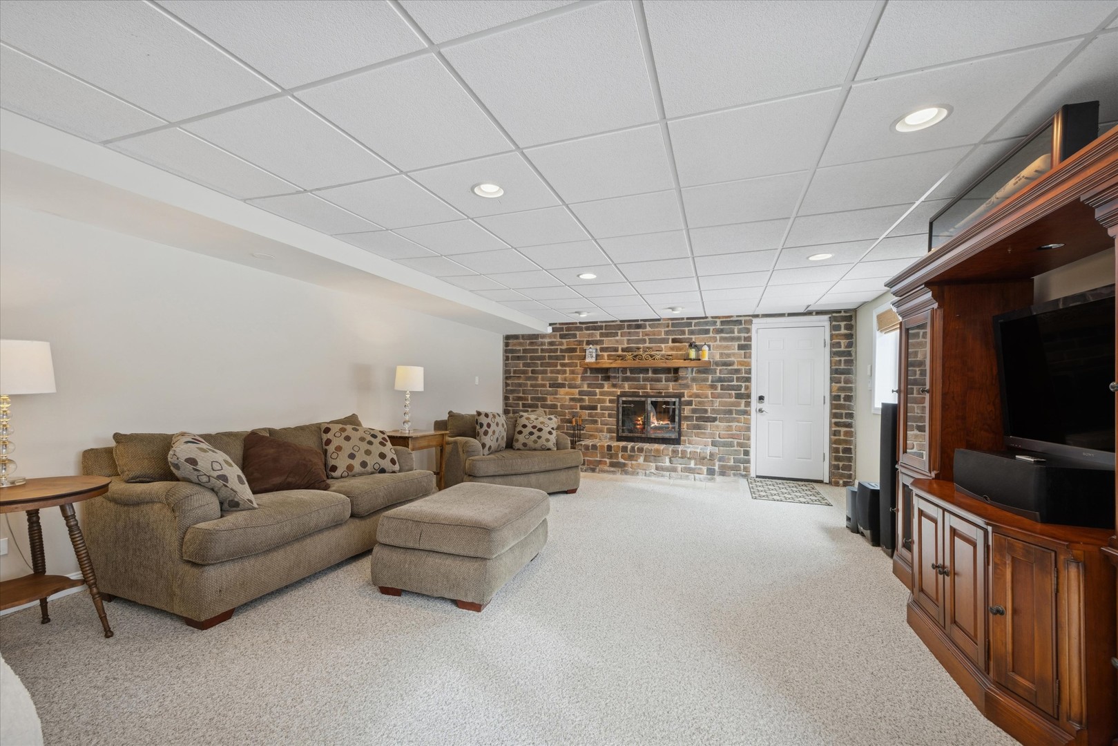 8401 Golfview Drive, Orland Park, IL 60462