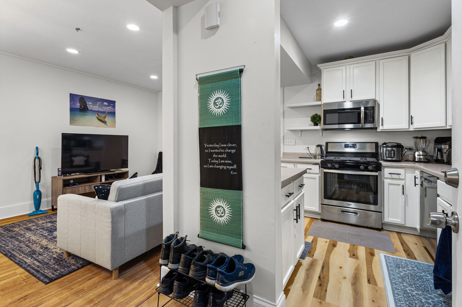 2642 N Talman Avenue #1A, Chicago, IL 60647