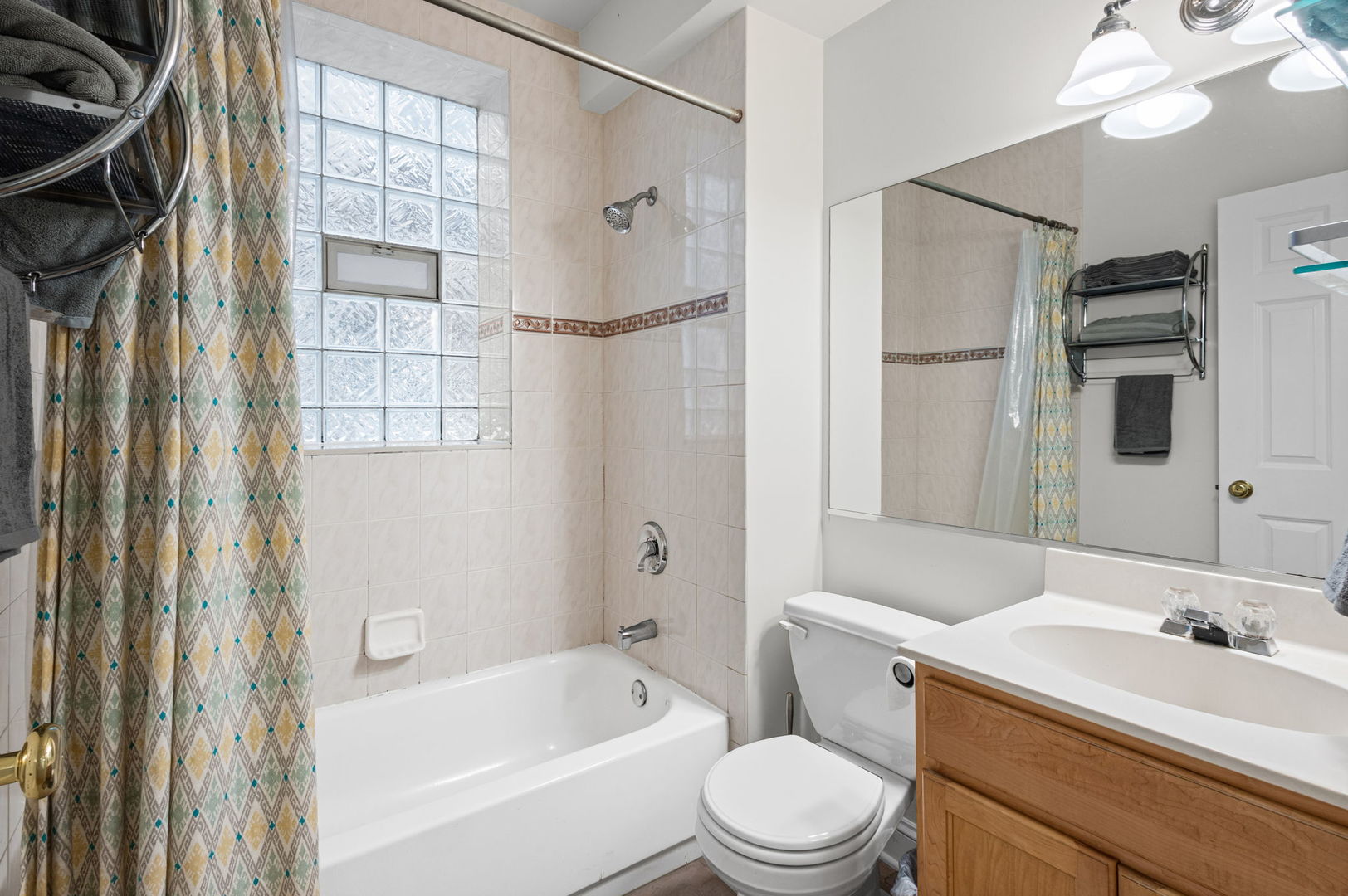 2642 N Talman Avenue #1A, Chicago, IL 60647