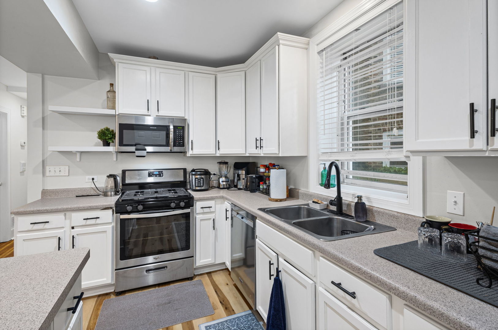 2642 N Talman Avenue #1A, Chicago, IL 60647