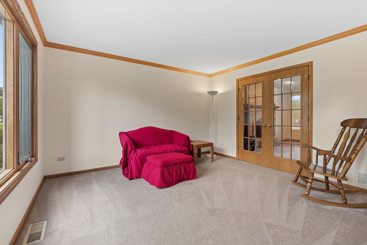 611 Vanderbilt Drive, New Lenox, IL 60451