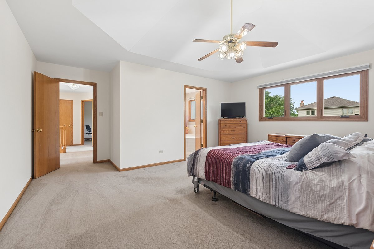 611 Vanderbilt Drive, New Lenox, IL 60451