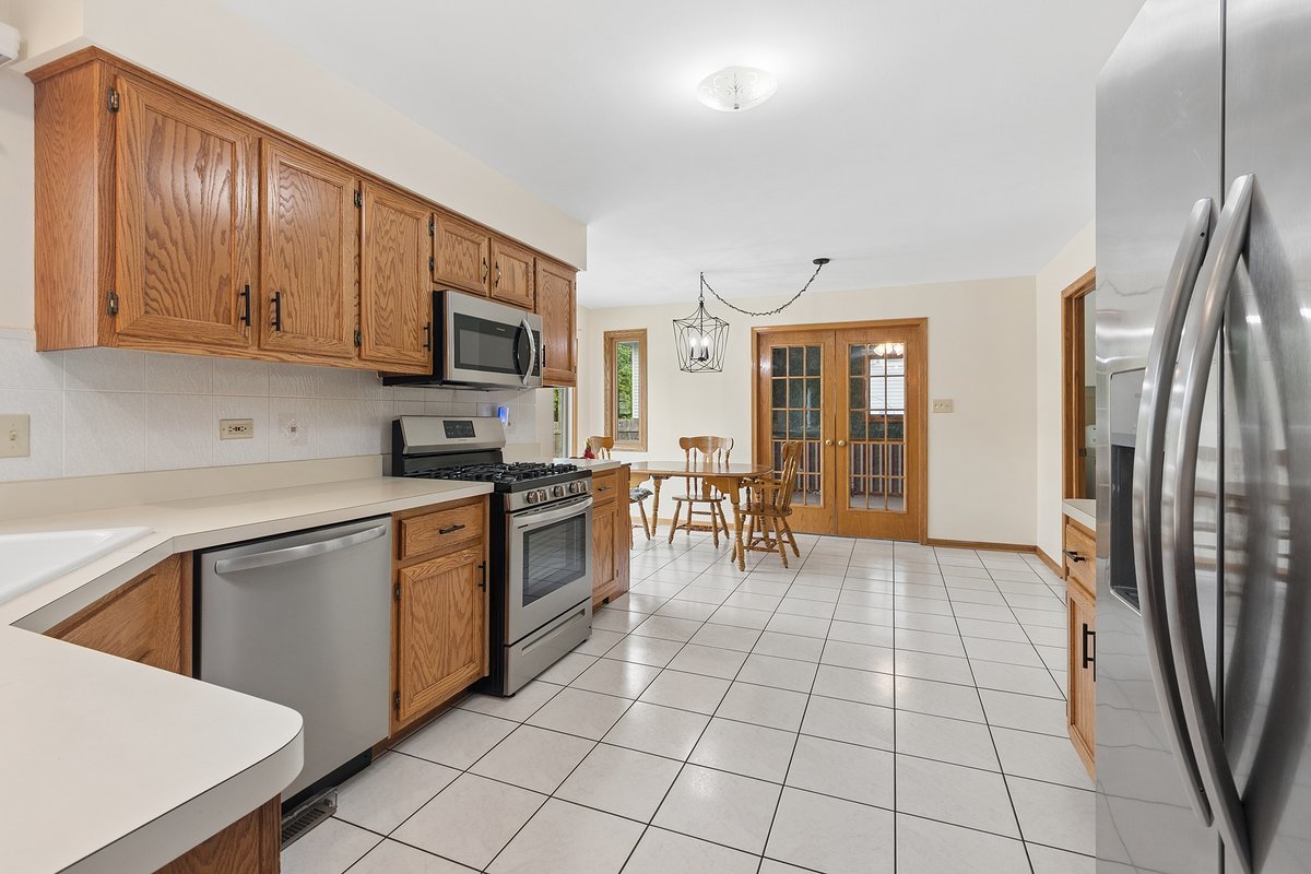 611 Vanderbilt Drive, New Lenox, IL 60451