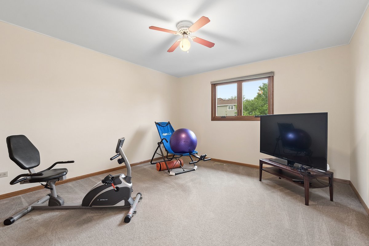 611 Vanderbilt Drive, New Lenox, IL 60451