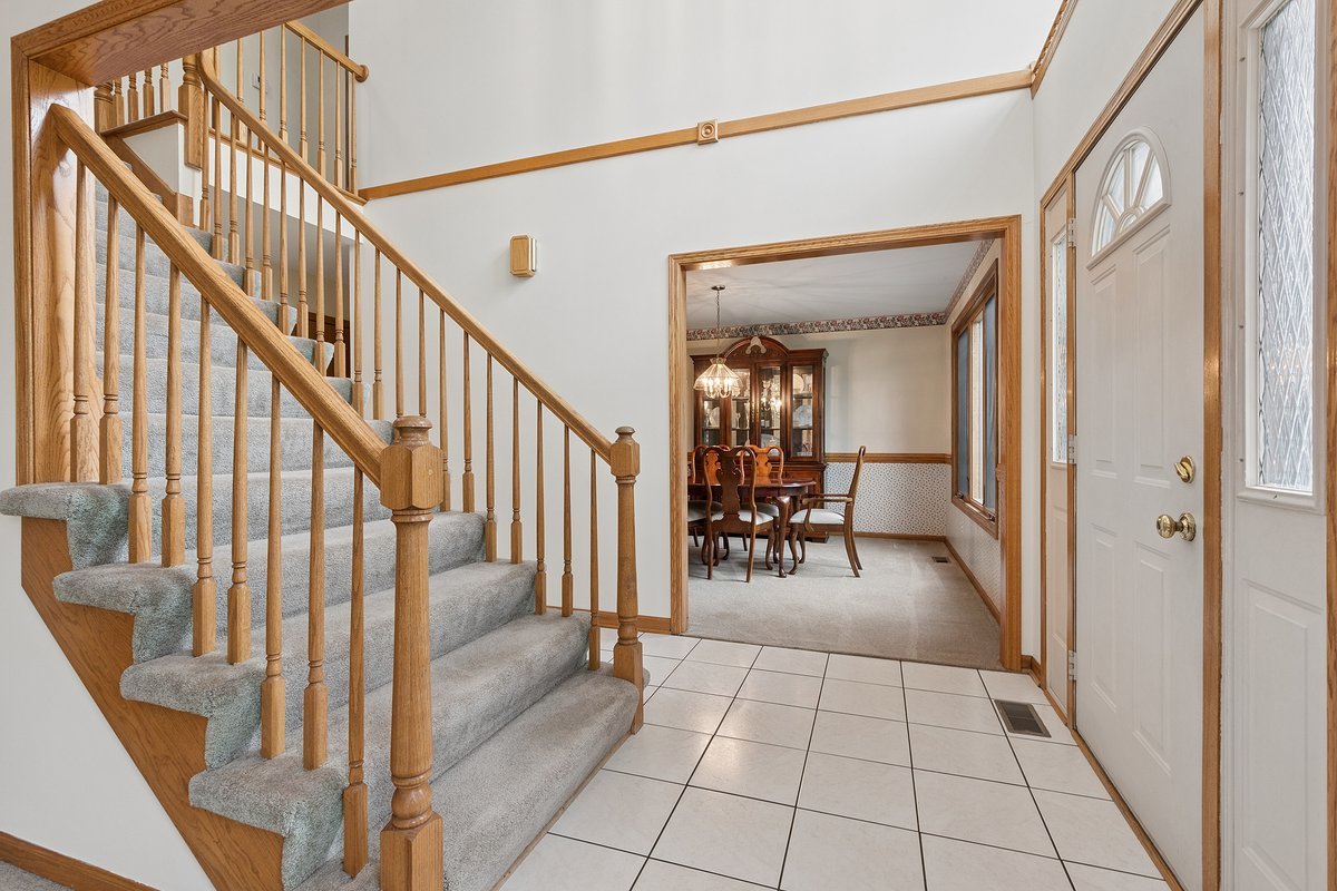 611 Vanderbilt Drive, New Lenox, IL 60451