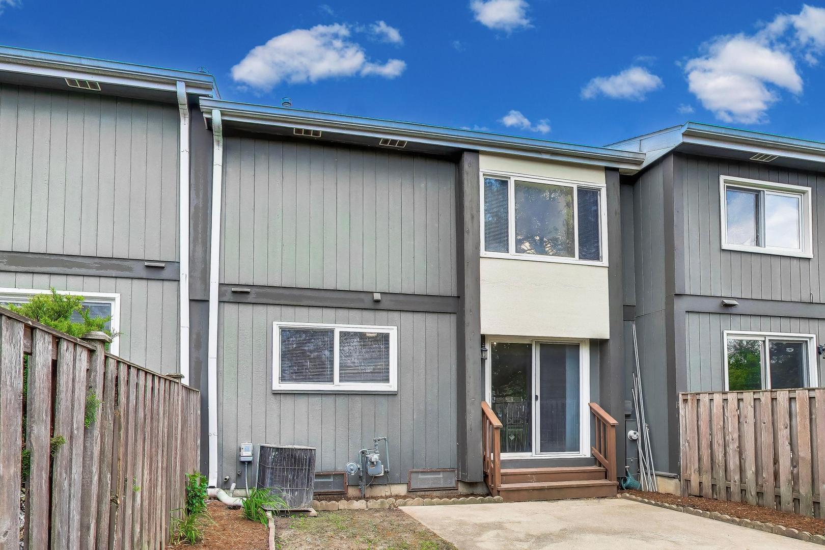 281 DuPage Drive, Bolingbrook, IL 60440