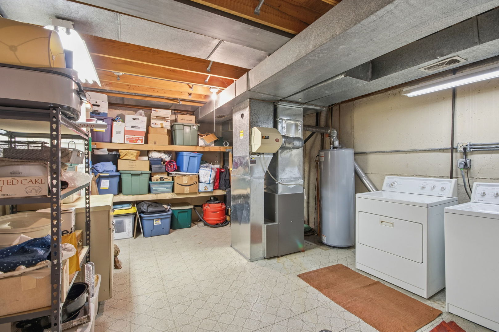 19W107 Avenue Normandy N, Oak Brook, IL 60523