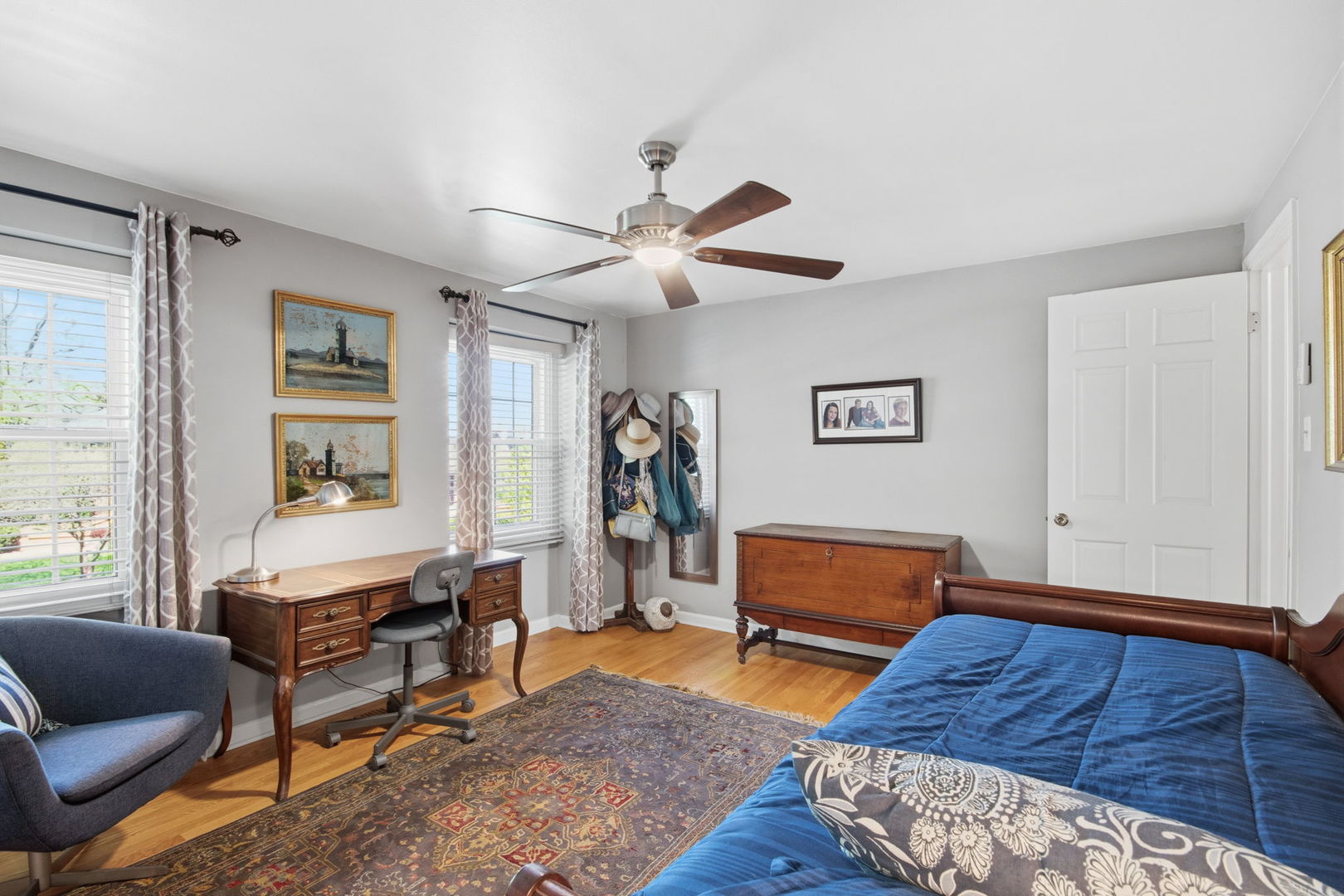 19W107 Avenue Normandy N, Oak Brook, IL 60523