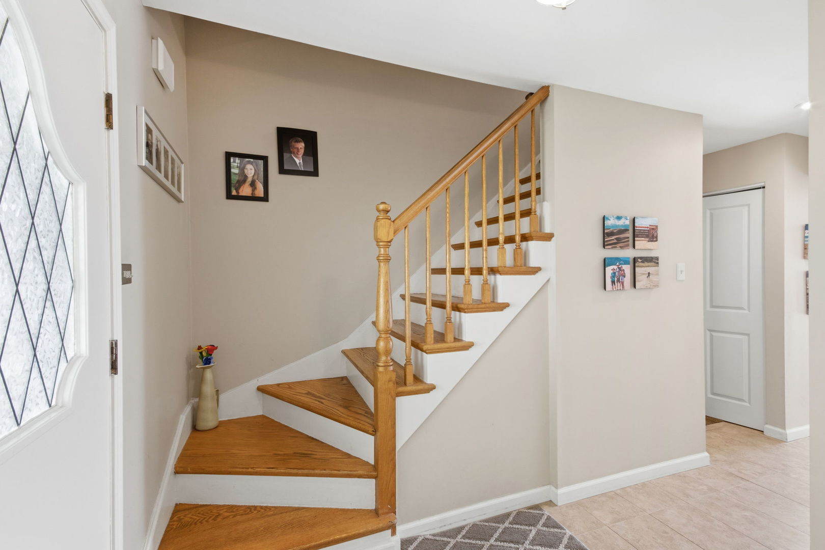 19W107 Avenue Normandy N, Oak Brook, IL 60523