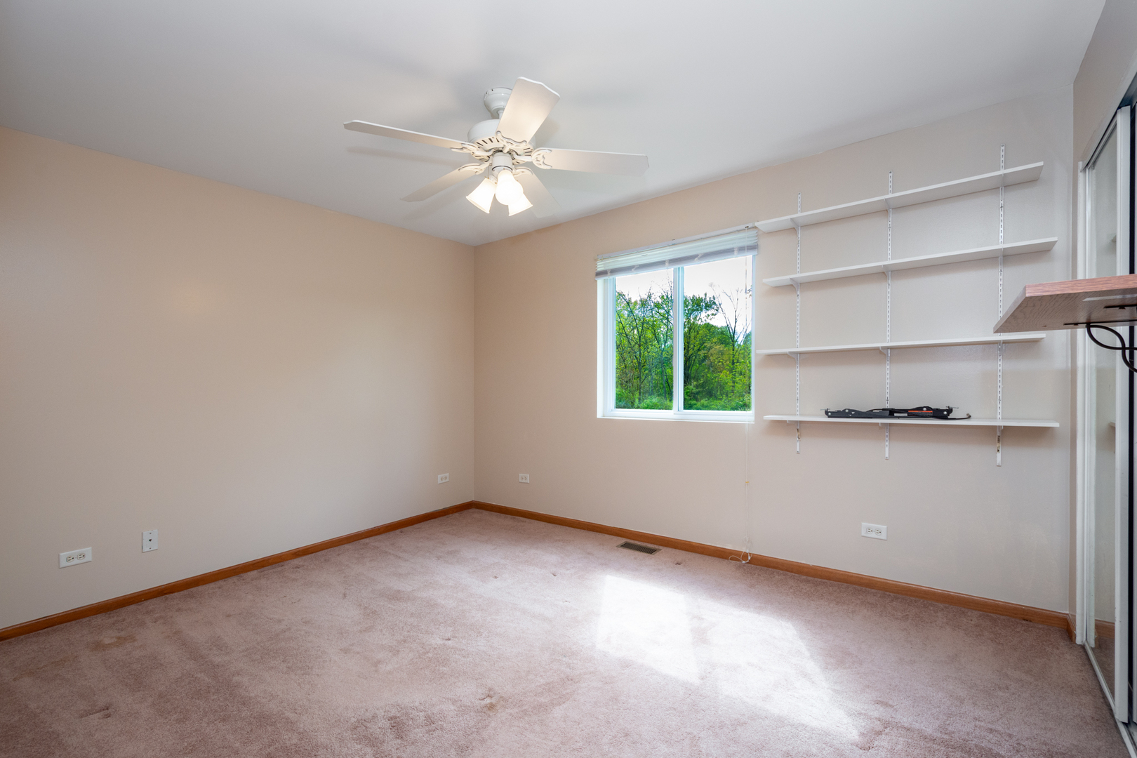 36851 N Kerwin Lane, Ingleside, IL 60041