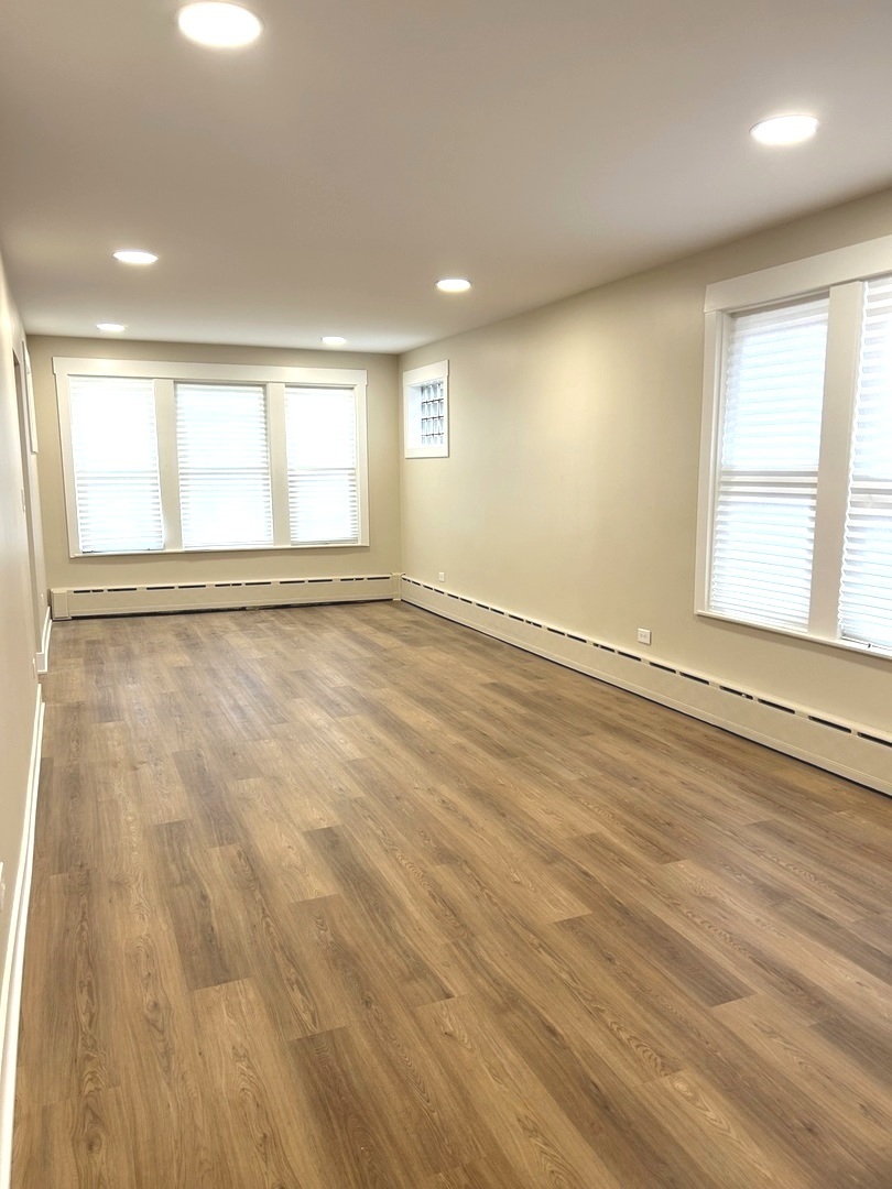 2426 N Neva Avenue, Chicago, IL 60707