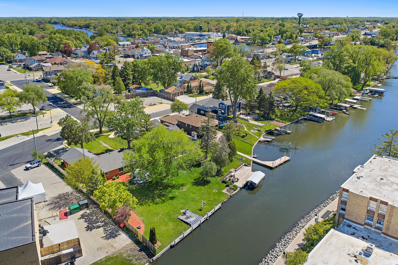 3415 Venice Avenue, McHenry, IL 60050