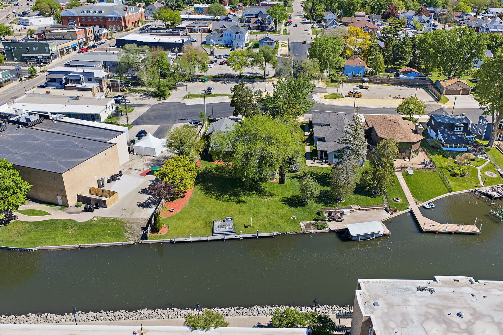 3415 Venice Avenue, McHenry, IL 60050