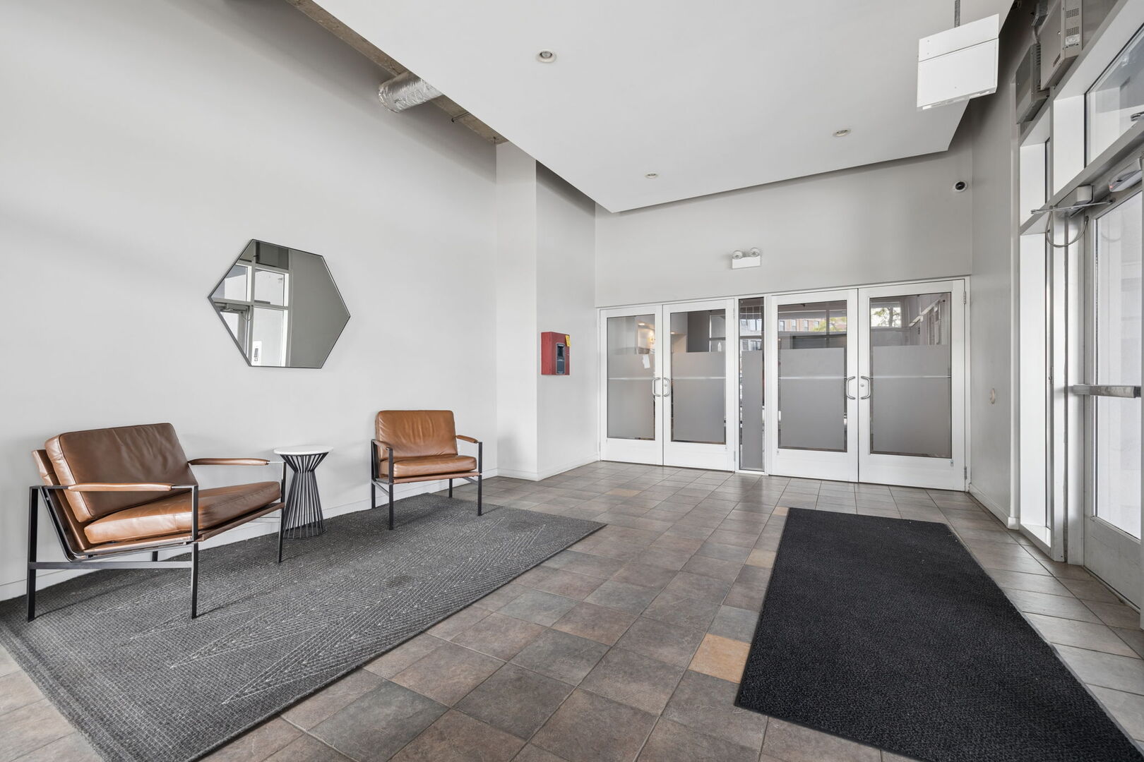 1610 W Fullerton Avenue #412, Chicago, IL 60614