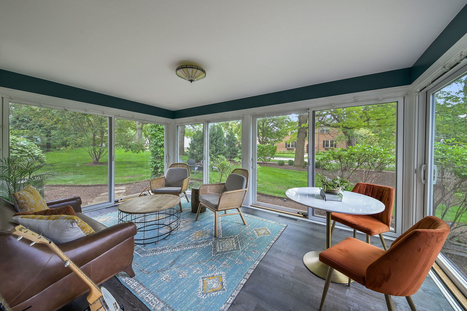 707 Gary Court, Wheaton, IL 60187