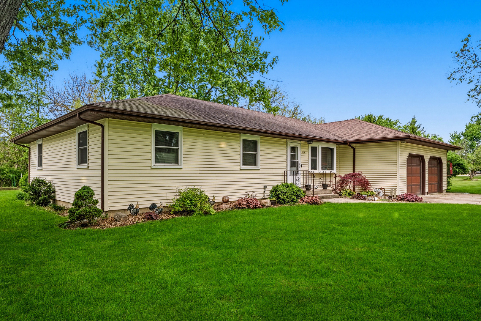 315 Peach Street, Chebanse, IL 60922