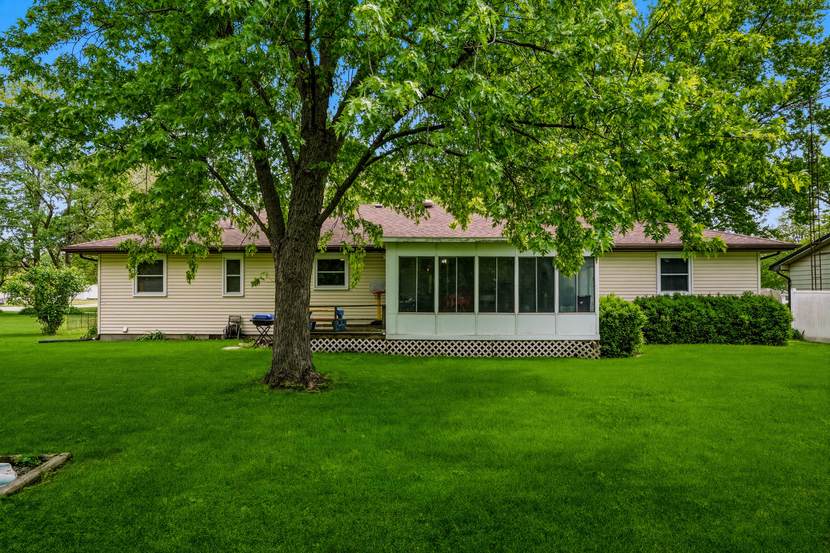 315 Peach Street, Chebanse, IL 60922