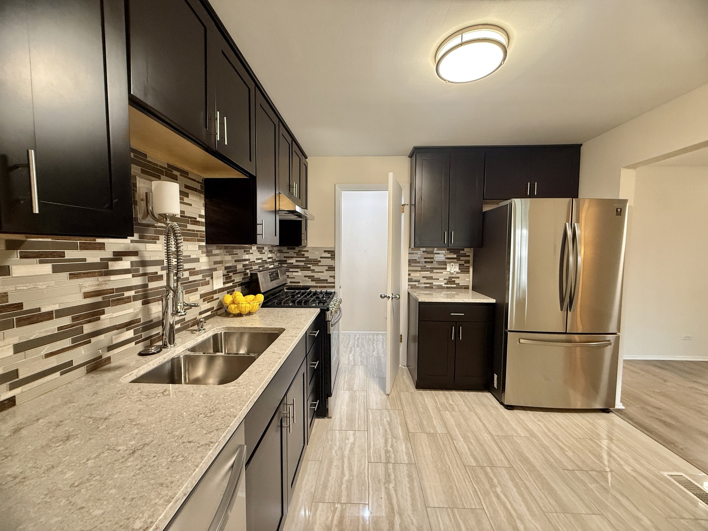 2610 Northampton Drive #B1, Rolling Meadows, IL 60008