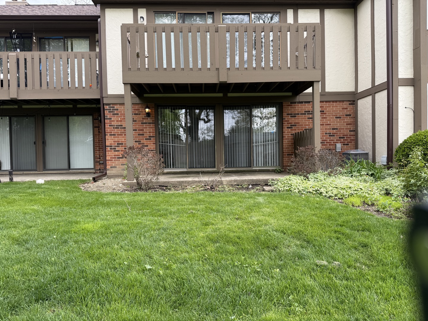 2610 Northampton Drive #B1, Rolling Meadows, IL 60008