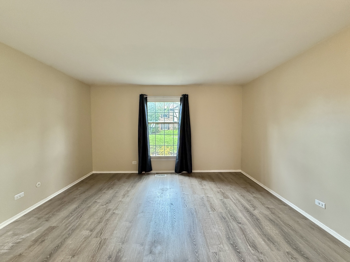 2610 Northampton Drive #B1, Rolling Meadows, IL 60008