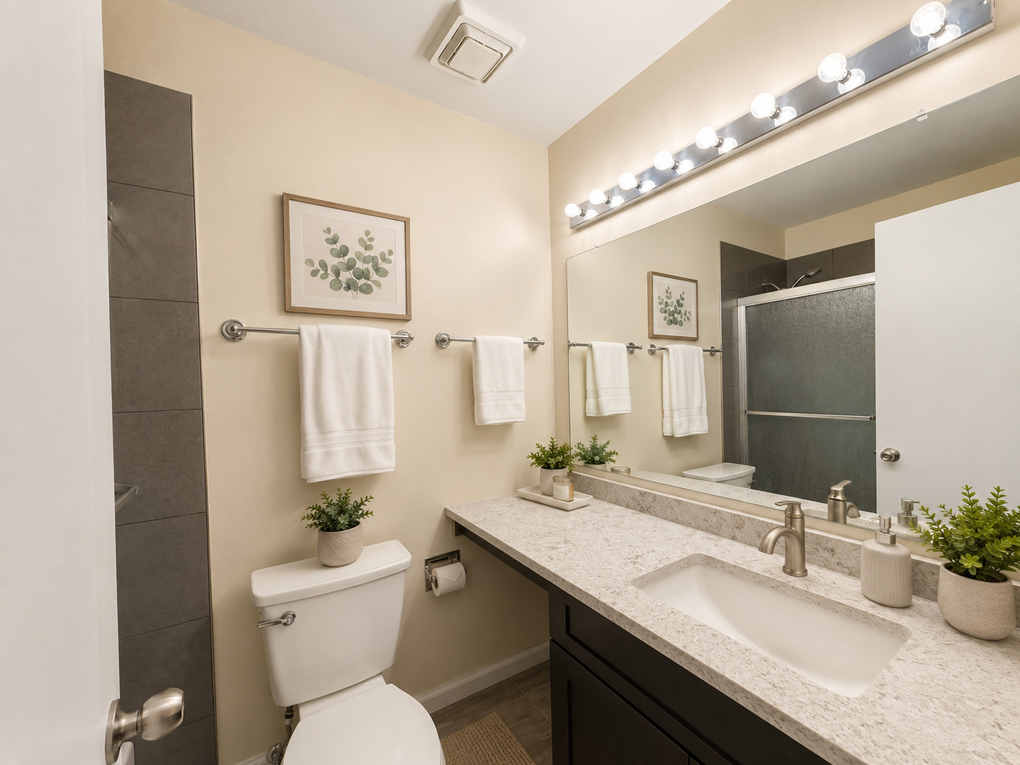 2610 Northampton Drive #B1, Rolling Meadows, IL 60008