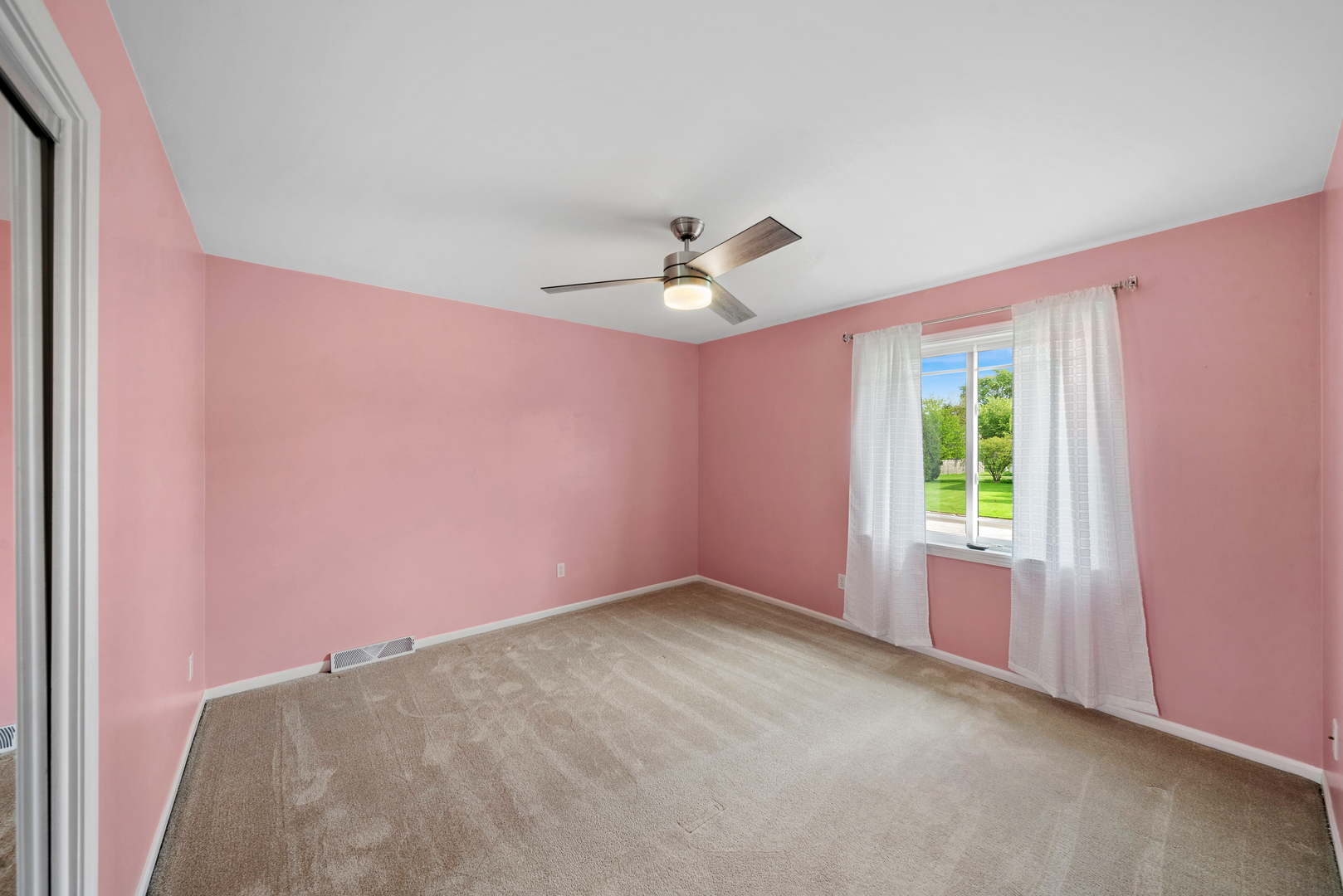 2481 Chatham Road, Aurora, IL 60506