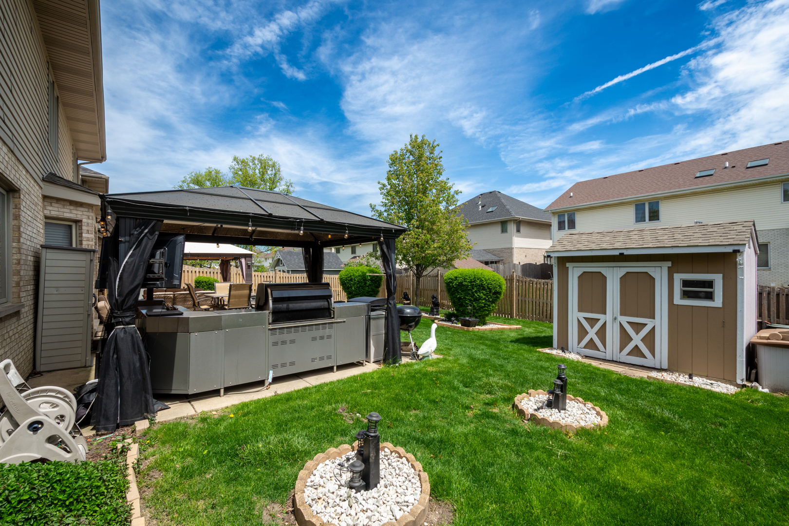 541 N 4th Avenue, Addison, IL 60101
