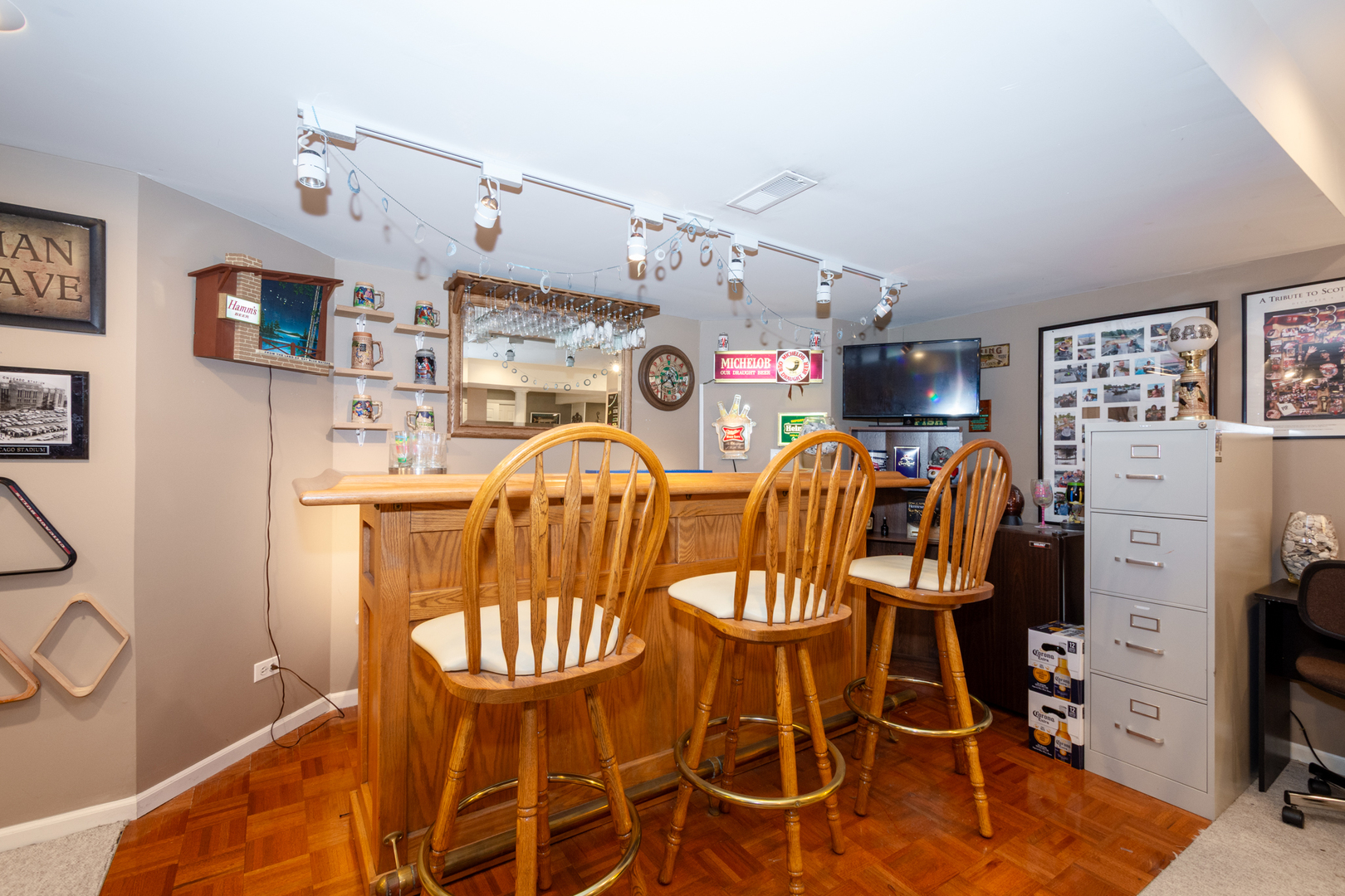 541 N 4th Avenue, Addison, IL 60101
