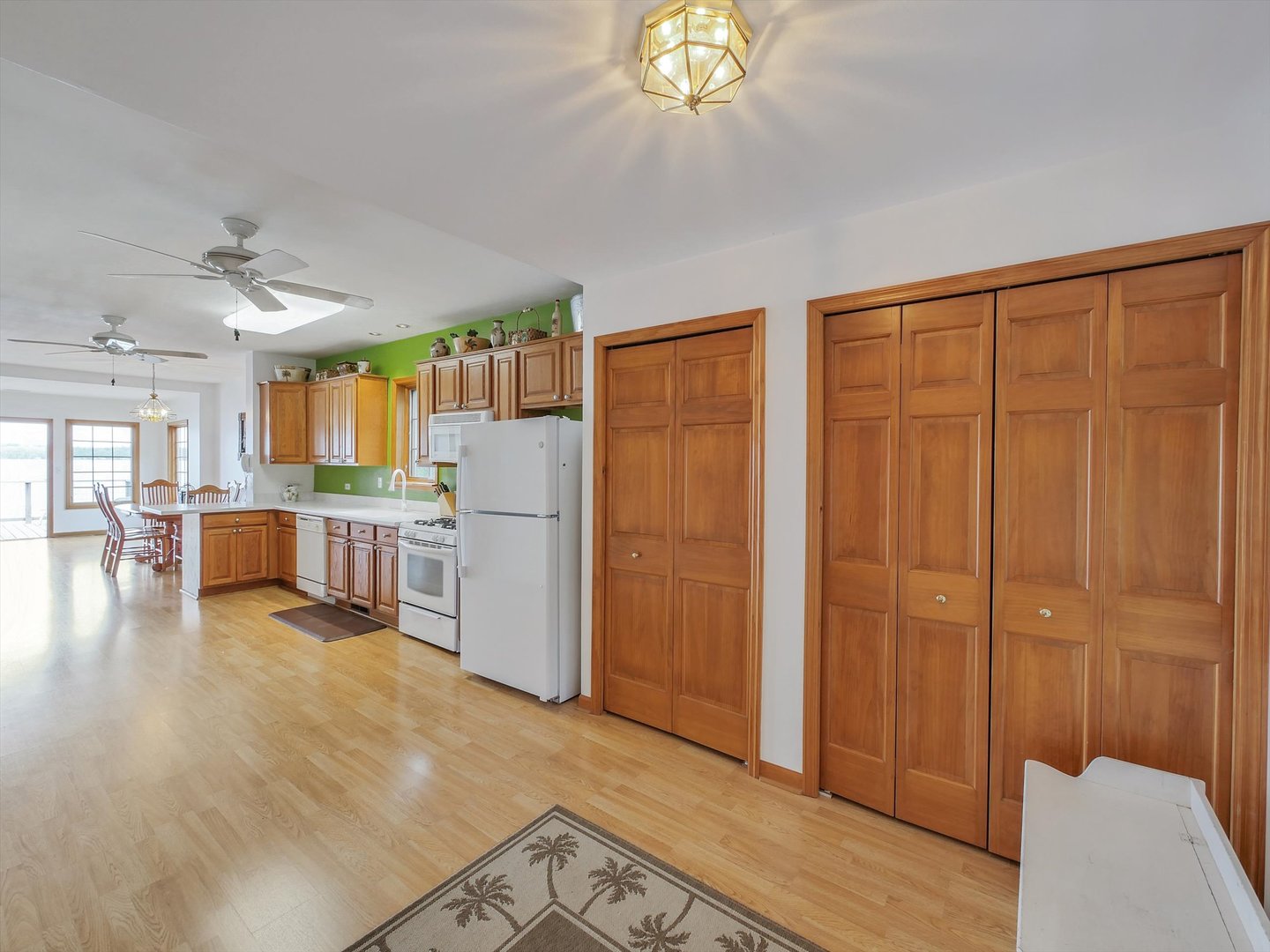 140 Eagle Point Road, Fox Lake, IL 60020