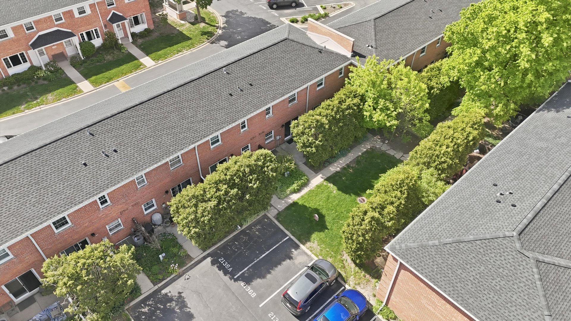 2138 Rugen Road, Glenview, IL 60025