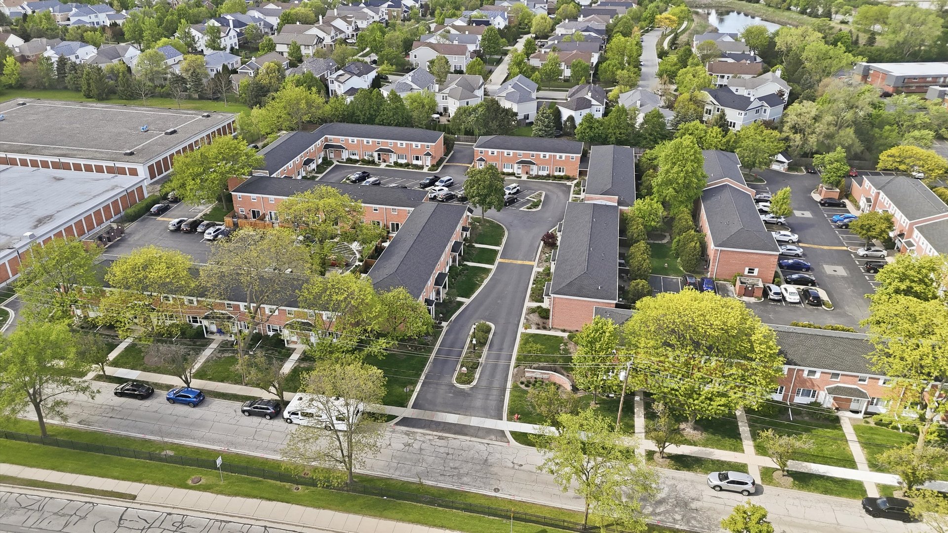 2138 Rugen Road, Glenview, IL 60025