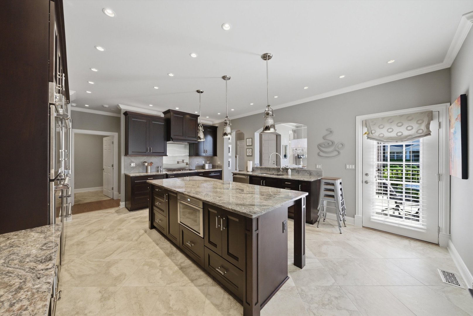 2630 Camberley Circle, Naperville, IL 60564