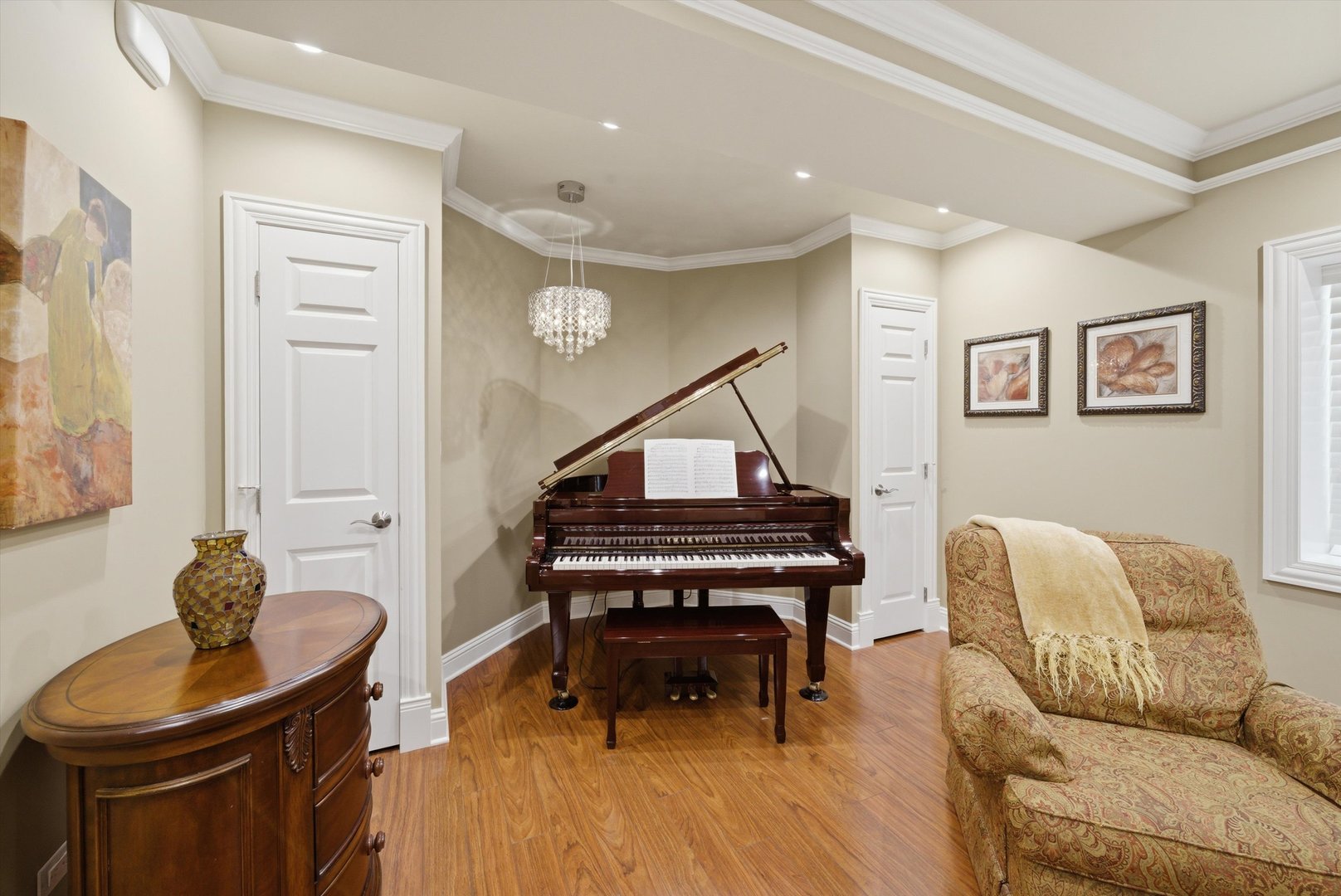 2630 Camberley Circle, Naperville, IL 60564