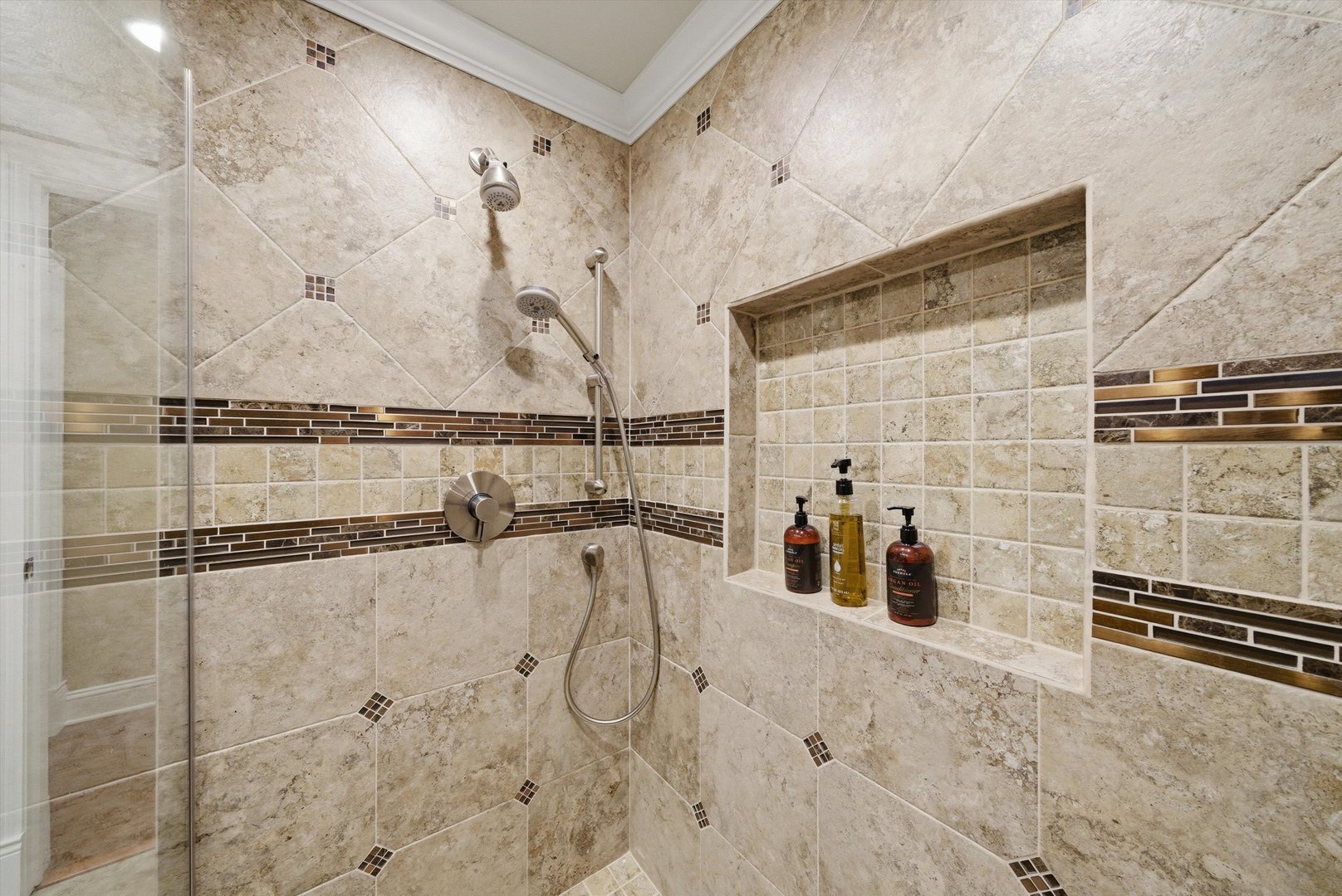 2630 Camberley Circle, Naperville, IL 60564