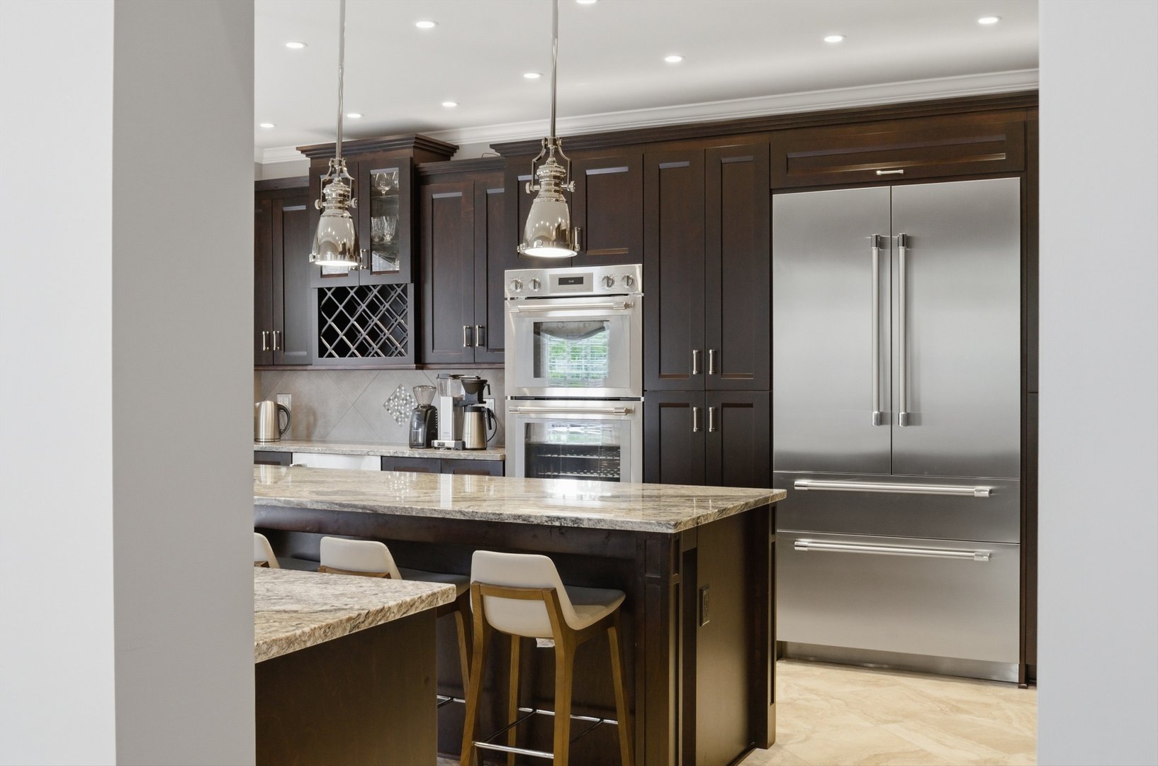 2630 Camberley Circle, Naperville, IL 60564