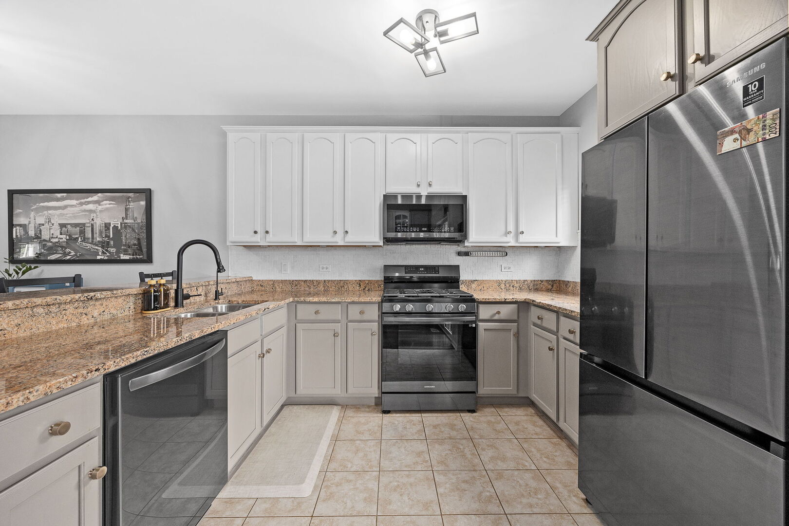 1103 LONGWOOD Drive, Lisle, IL 60532
