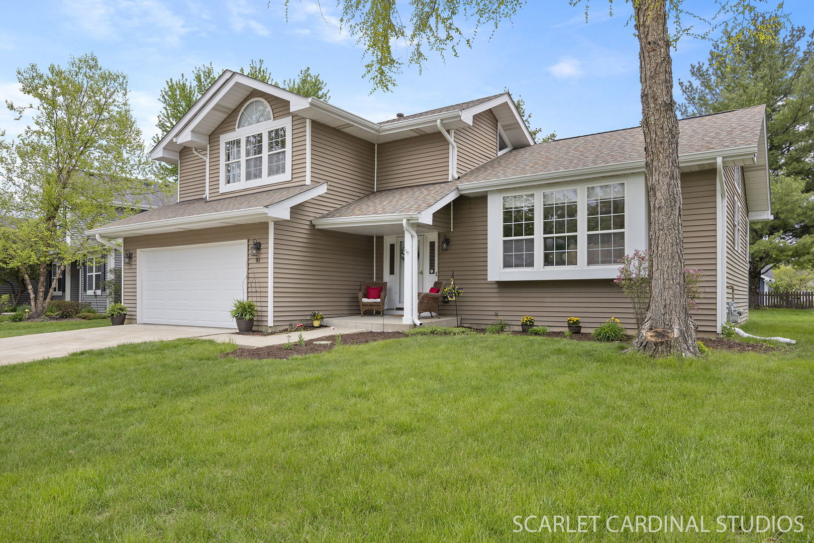 91 Forestview Lane, Aurora, IL 60502