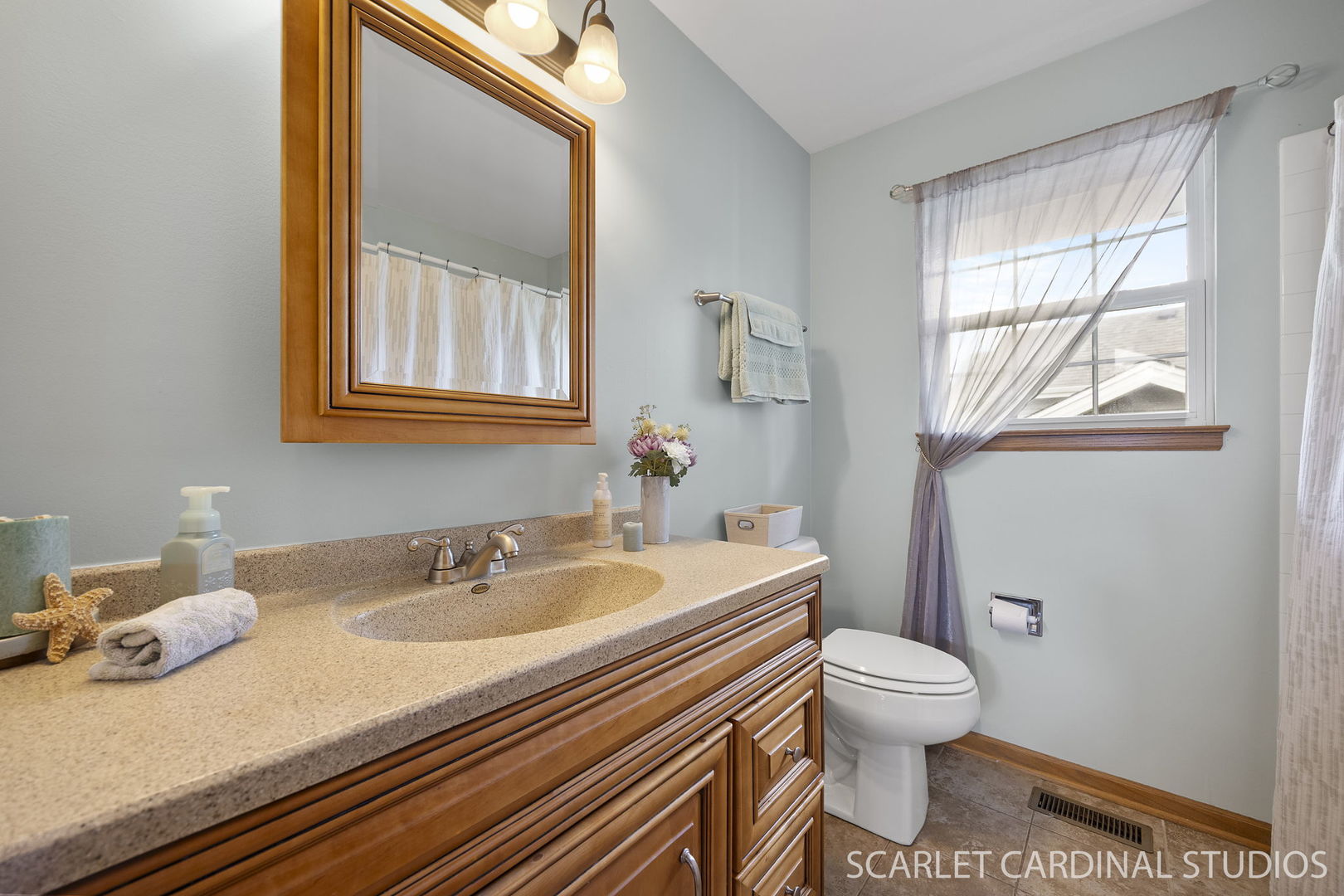 91 Forestview Lane, Aurora, IL 60502